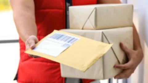lettre gilet rouge